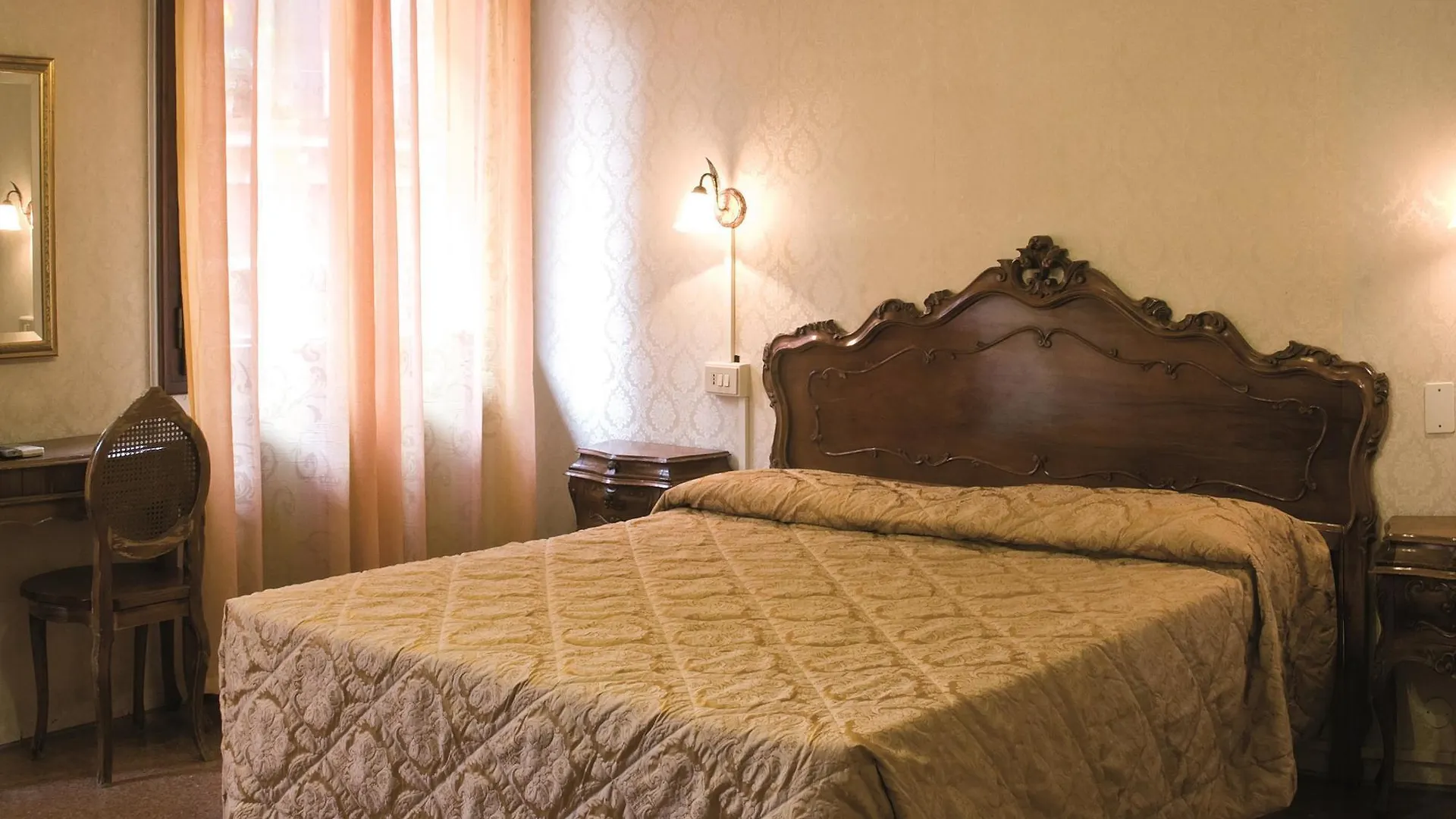**** Hotel The Venice Times Włochy