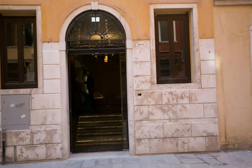 The Venice Times Włochy
