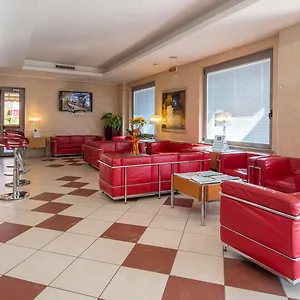 https://best-western-hotel-i-triangoli.it-romehotels.com