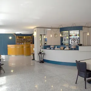 https://desiderio-rome.it-romehotels.com