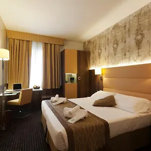 4* Szálloda Lh Sirio